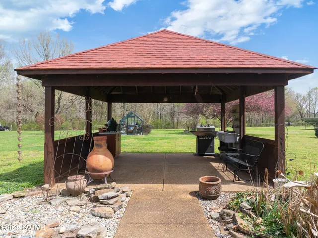 $698,500 | 6544 Highway 436, McKenzie, TN 38201