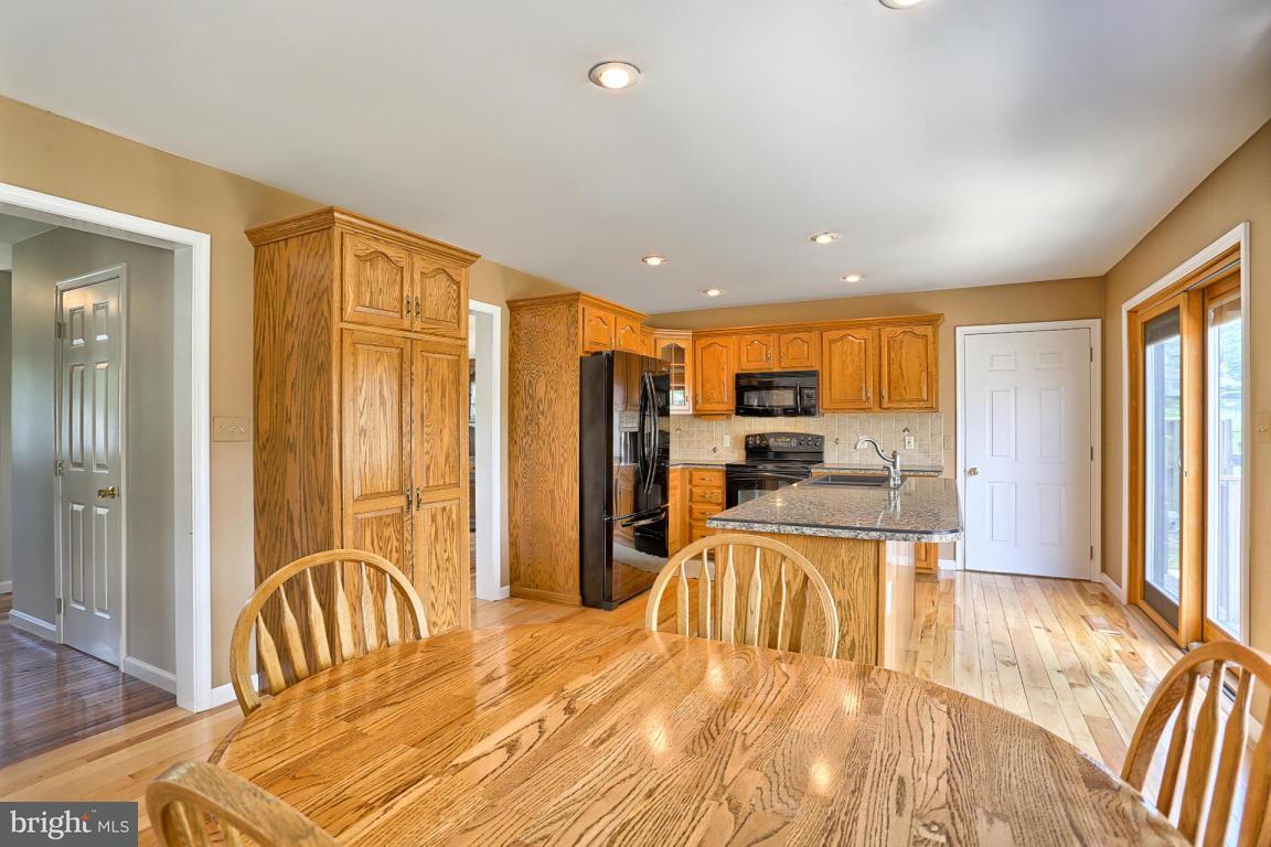 867 Ballstown Road Lititz, PA 17543 - Photo 14 of 35