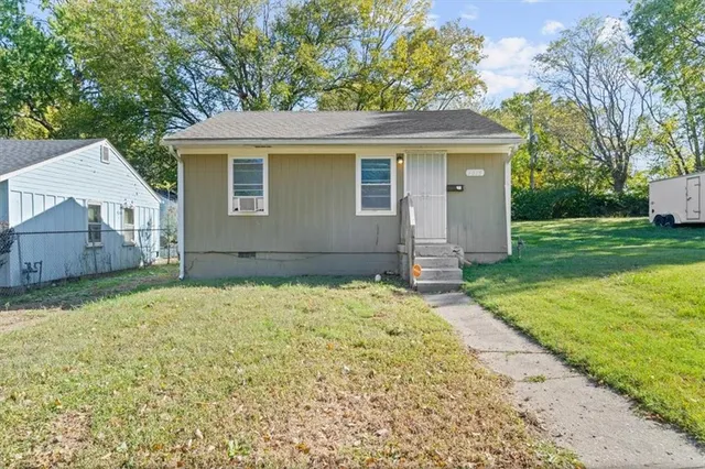 $115,000 | 7015 College Avenue, Kansas City, MO 64132