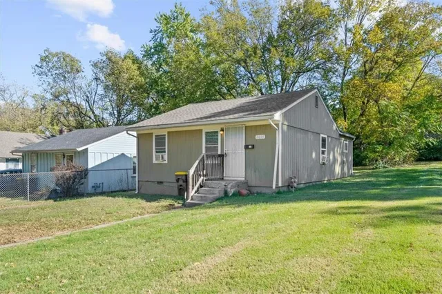 $115,000 | 7015 College Avenue, Kansas City, MO 64132