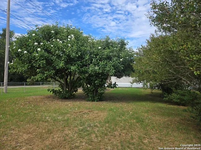 $95,000 | 206 North Commerce Street, Pettus, TX 78146