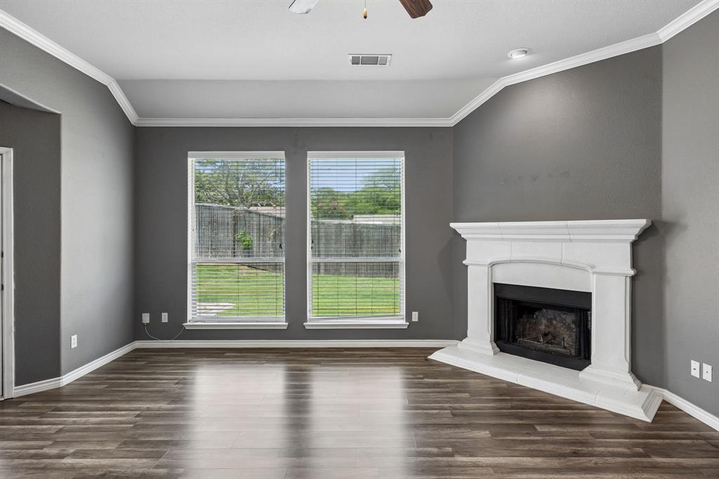 425 Corriente Trail Azle, TX 76020 - Photo 6 of 29