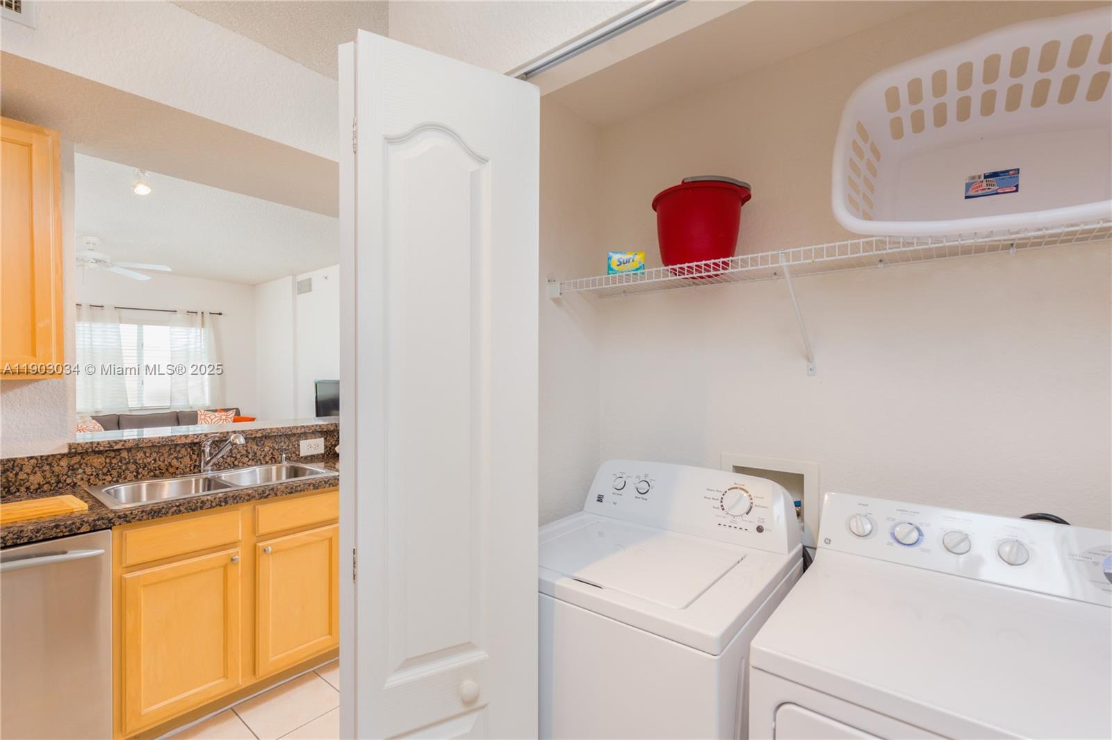 6001 Southwest 70th Street, Unit 610 South Miami, FL 33143 - Photo 6 of 18 a bathroom with a sink and a mirror