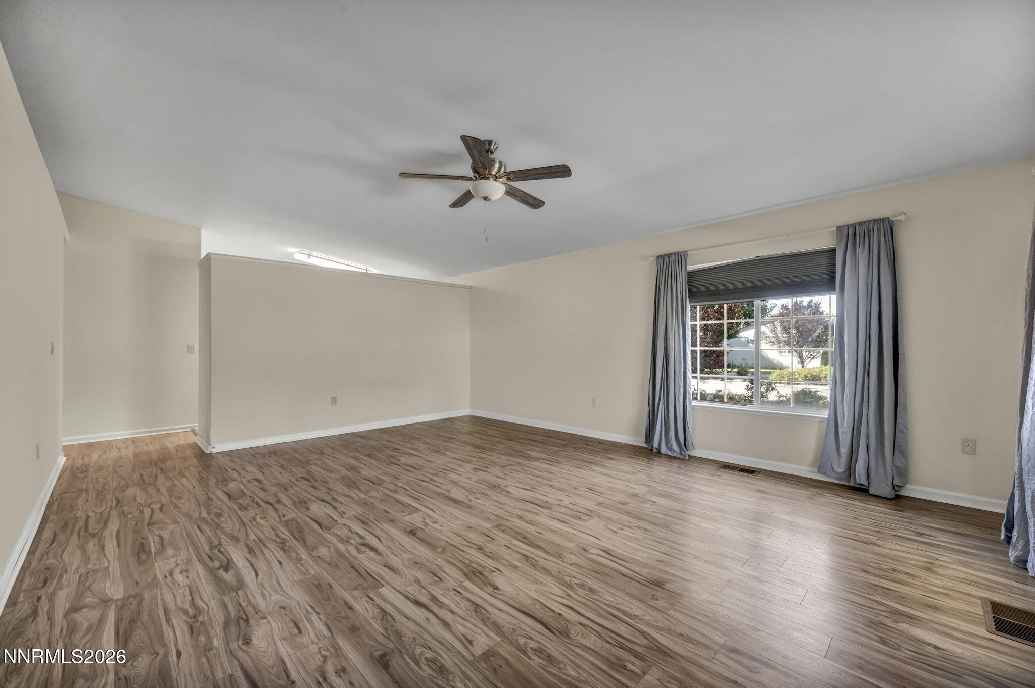 18124 Pasado Court Reno, NV 89508 - Photo 7 of 26 23-web-or-mls-18124-pasado-ct