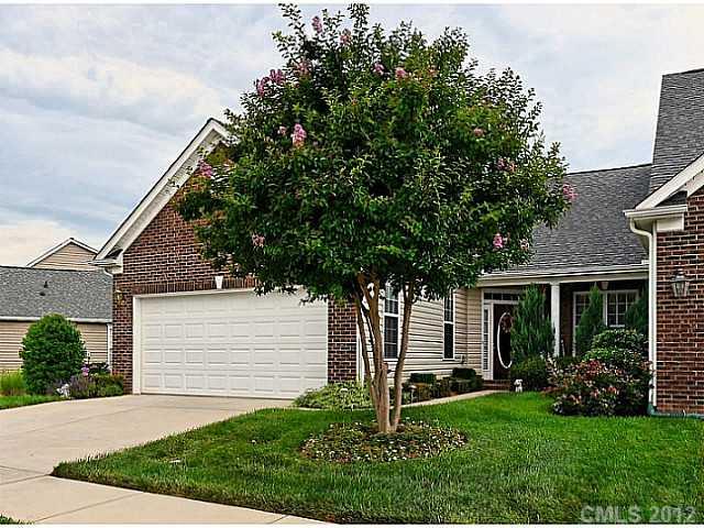 279 Garnet Court, Unit 279 Fort Mill, SC 29708 - Photo 1 of 16 Gallery Image 1