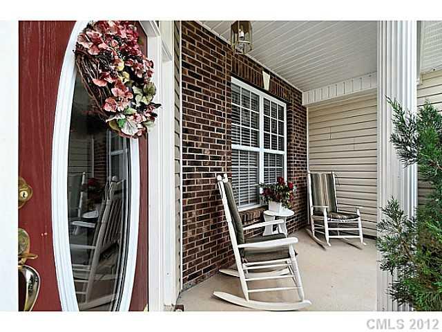 279 Garnet Court, Unit 279 Fort Mill, SC 29708 - Photo 14 of 16 Gallery Image 14