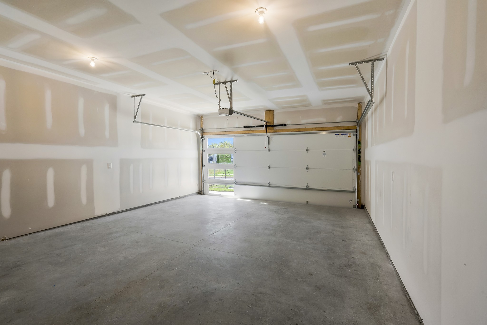 2052 Mackinac Bend Gallatin, TN 37066 - Photo 36 of 38 a view of a garage