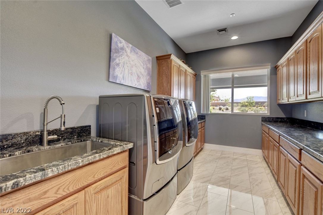 1129 Jessie Road Henderson, NV 89002 - Photo 14 of 49 Gallery Image 14