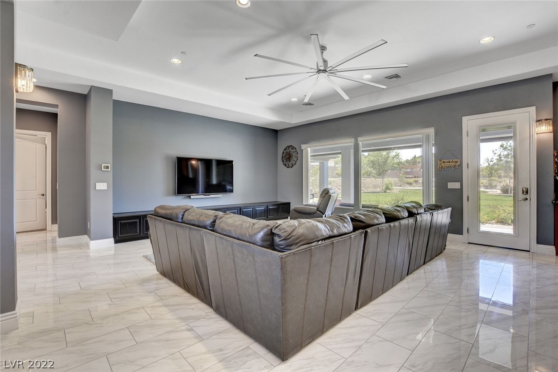 1129 Jessie Road Henderson, NV 89002 - Photo 8 of 49 Gallery Image 8