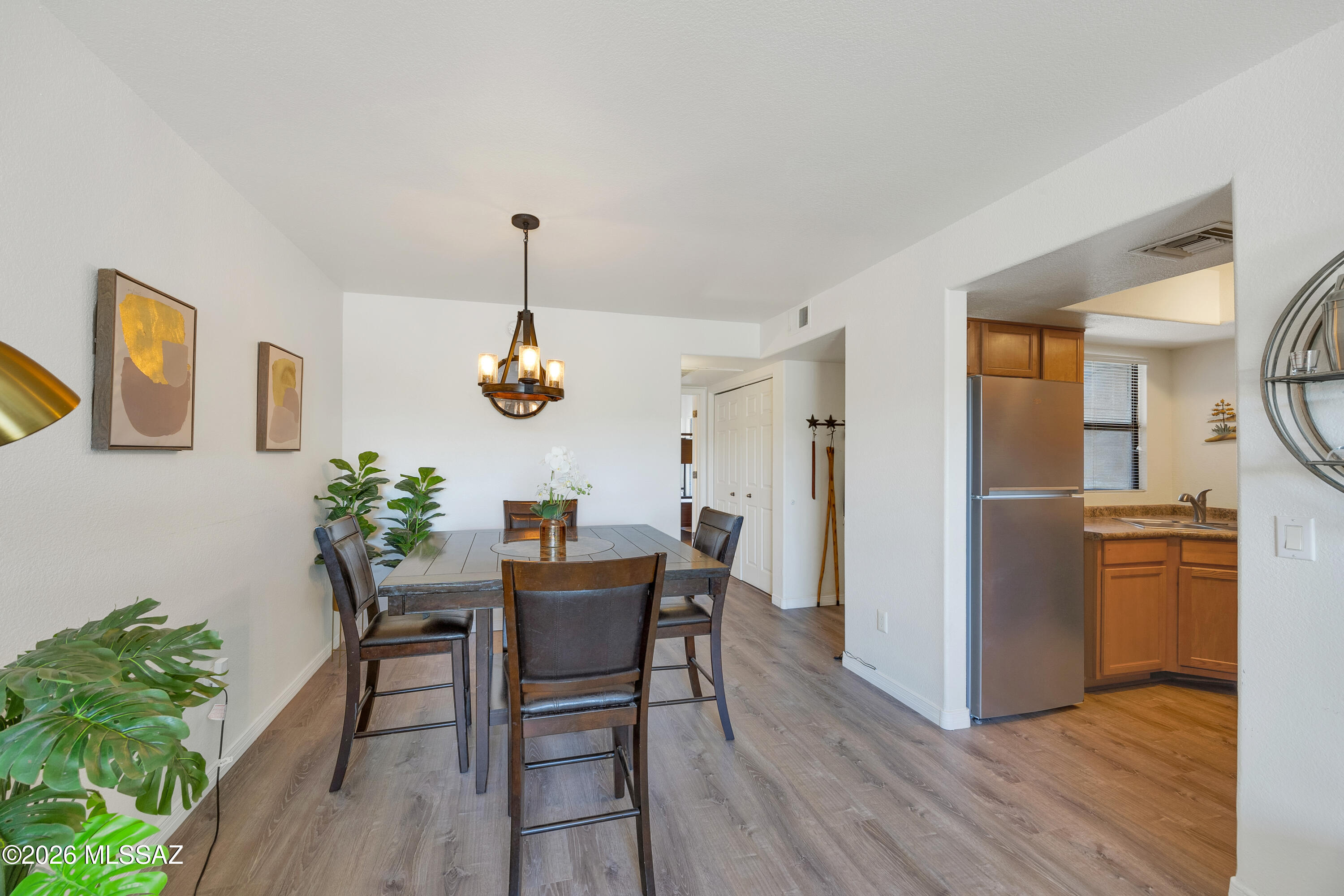 5855 North Kolb Road, Unit 2102 Tucson, AZ 85750 - Photo 9 of 34 Dining