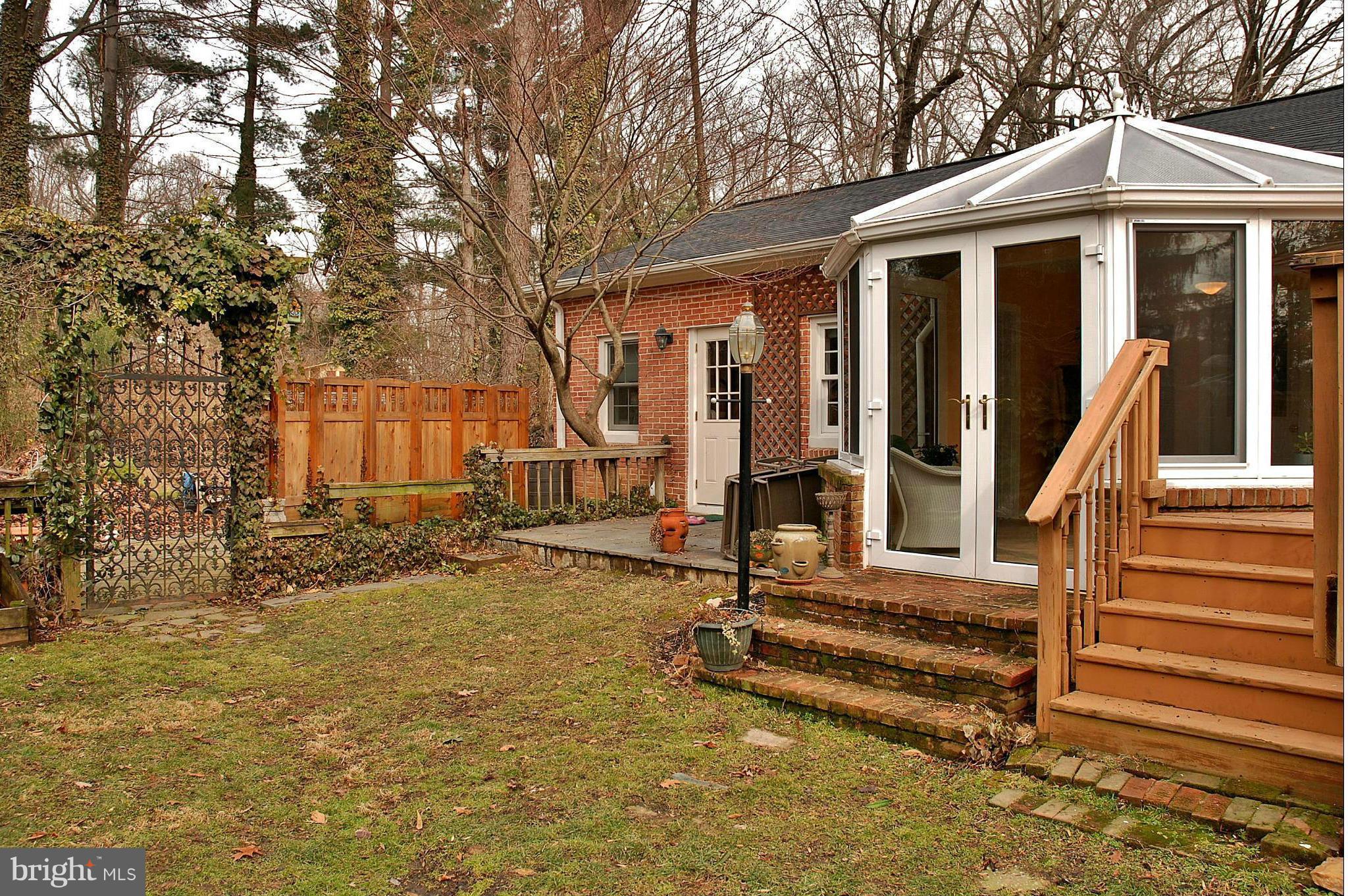 9916 Harrogate Road Bethesda, MD 20817 - Photo 16 of 25 Exterior (Rear)