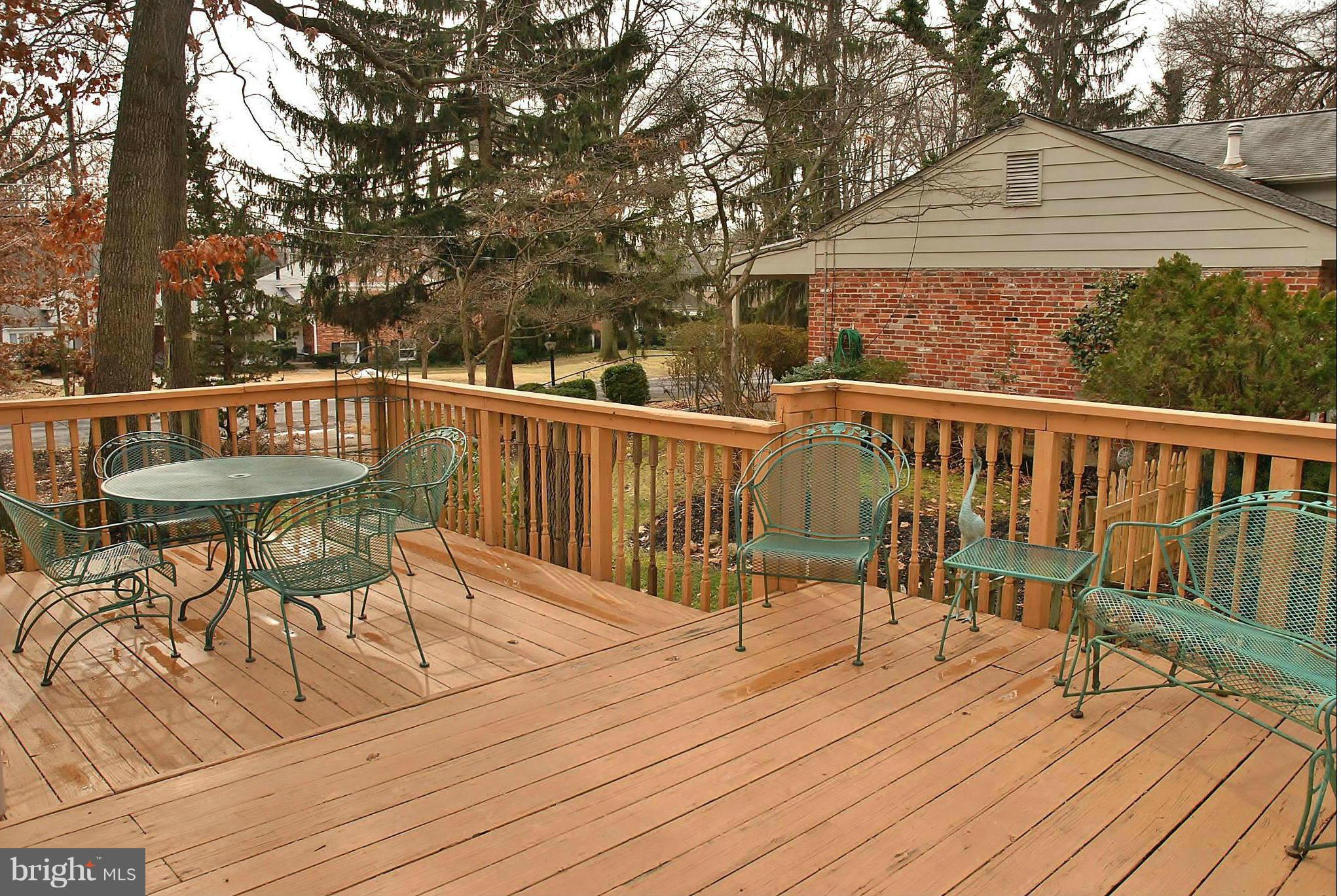 9916 Harrogate Road Bethesda, MD 20817 - Photo 17 of 25 Spacious Deck