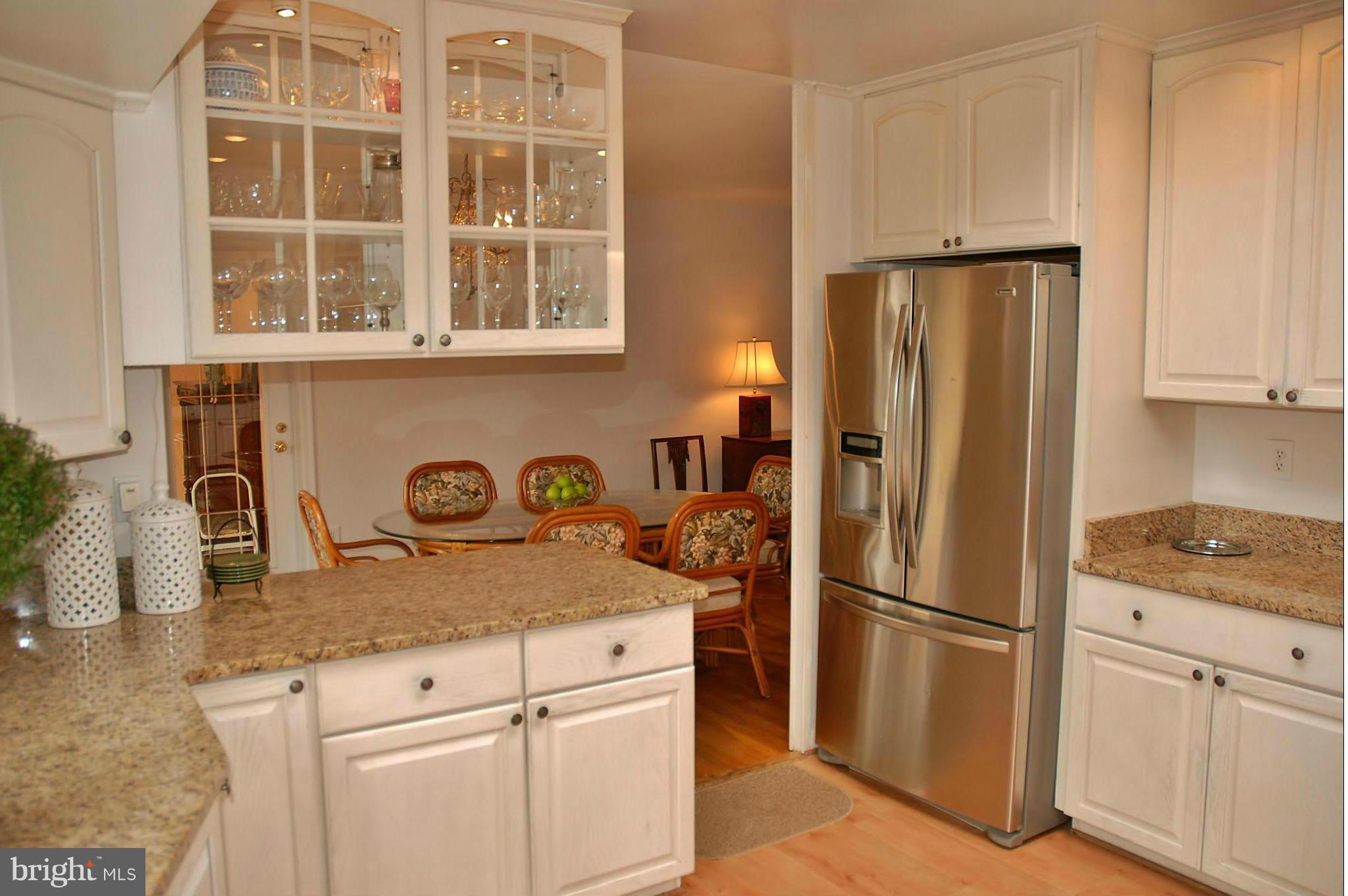 9916 Harrogate Road Bethesda, MD 20817 - Photo 3 of 25 Kitchen 2