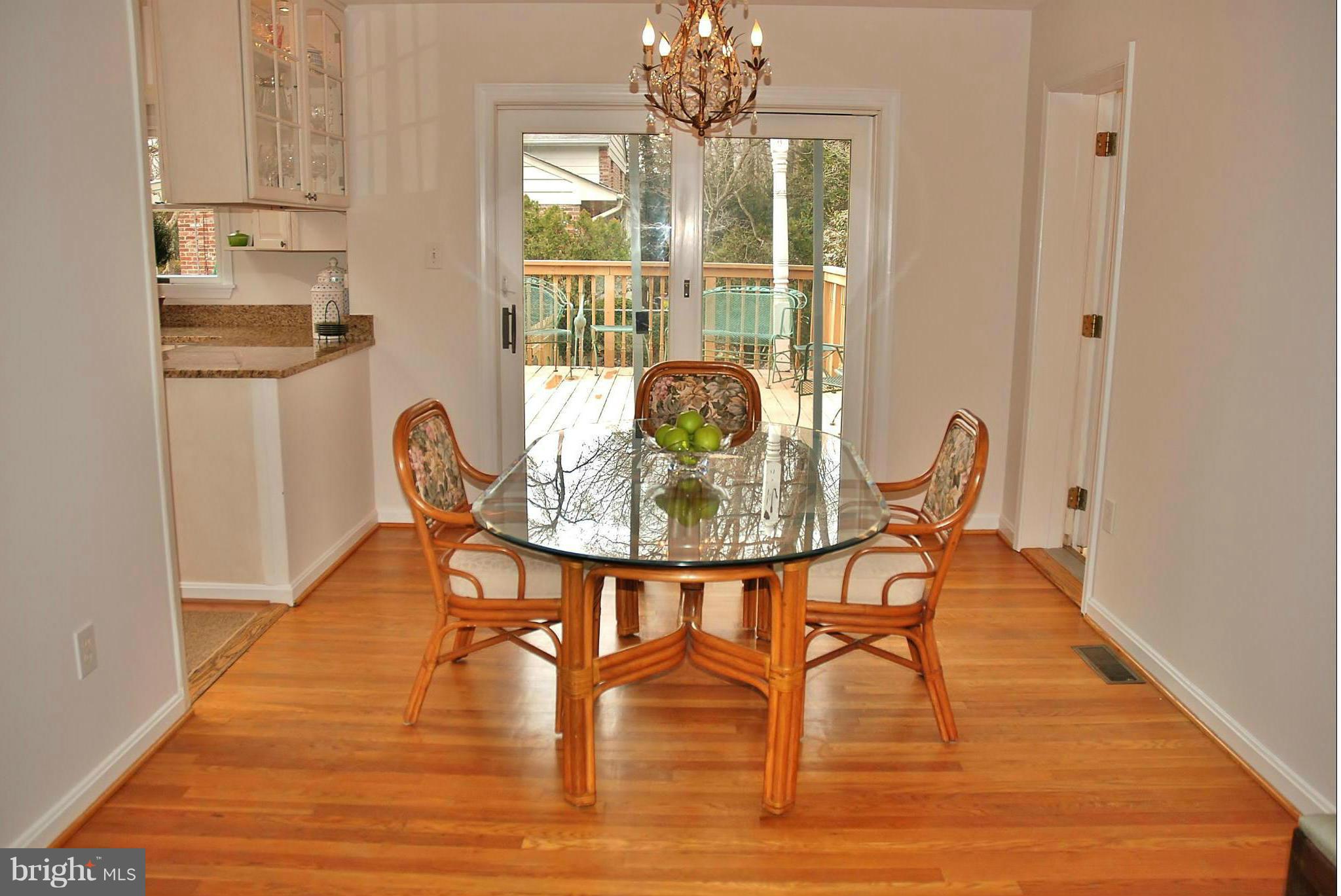 9916 Harrogate Road Bethesda, MD 20817 - Photo 5 of 25 Dining Room