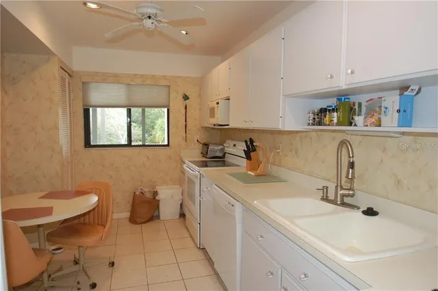 $2,200 | 1531 Clower Creek Drive, Unit HA241, Sarasota, FL 34231