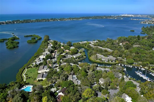 $2,200 | 1531 Clower Creek Drive, Unit HA241, Sarasota, FL 34231
