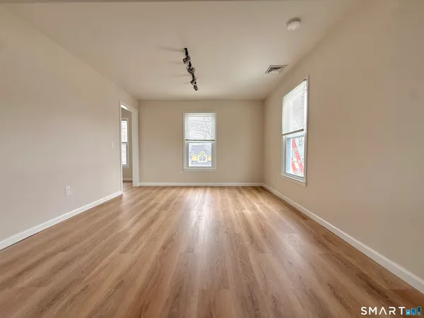 $3,100 | 194 High Ridge Avenue, Unit 2, Ridgefield, CT 06877
