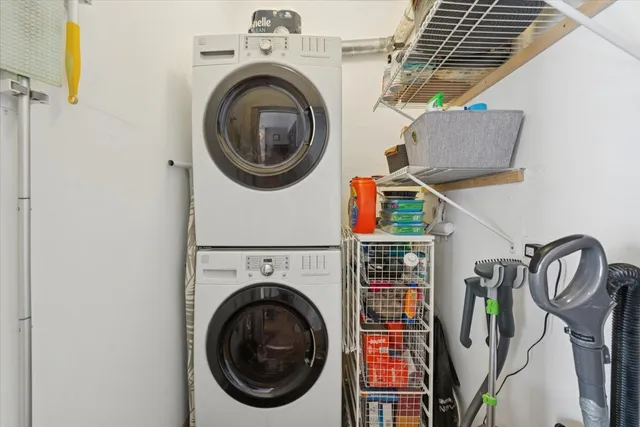 a view of livingroom with washer and dryer