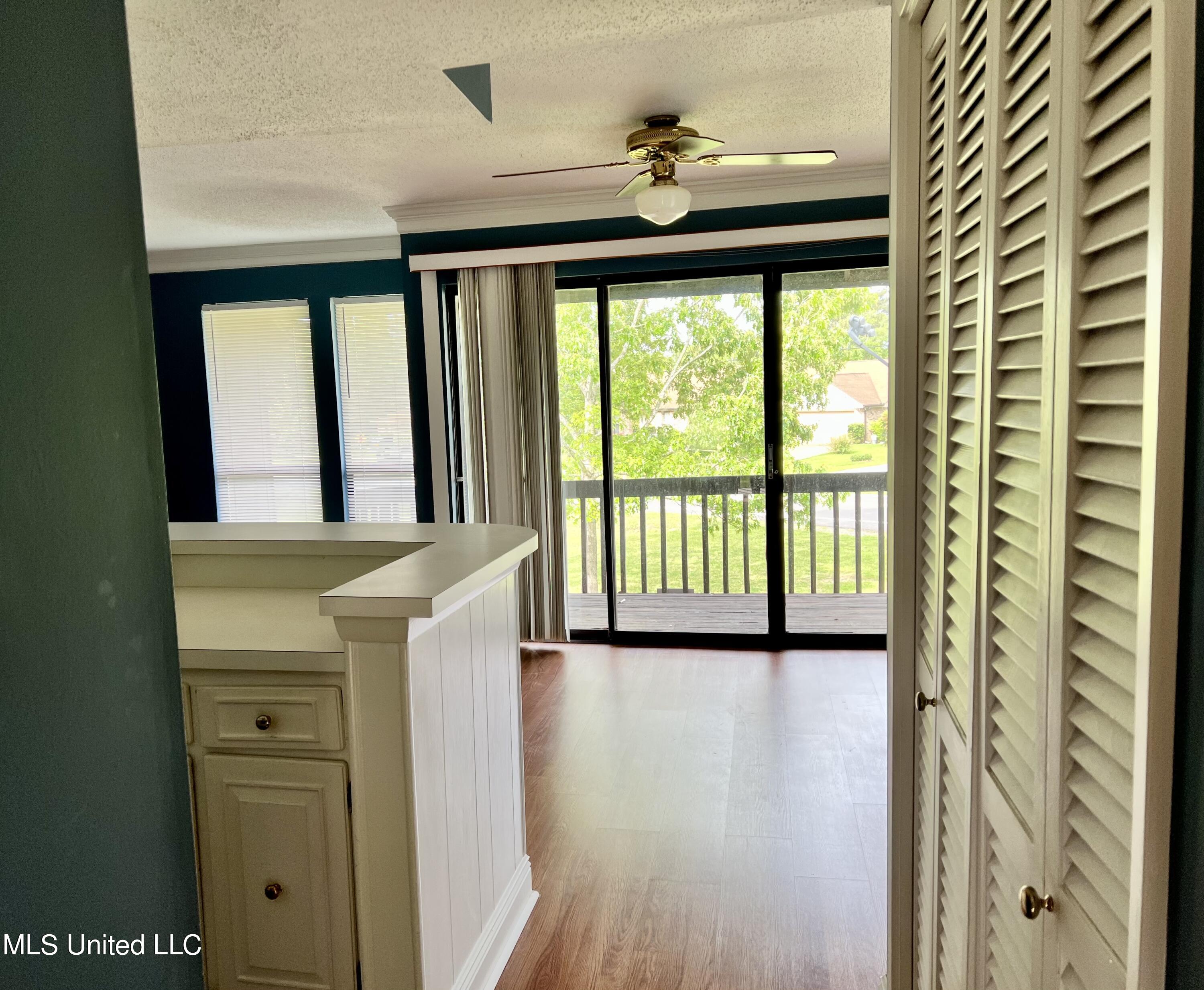 242 Molokai, Unit J Diamondhead, MS 39525 - Photo 6 of 11 CAC840F3-ED8A-45E9-9AD7-1E66D7D64F3A