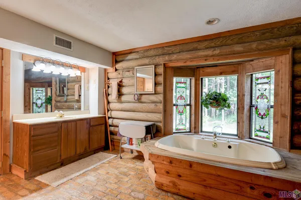 $750,000 | 4032 Highway 48, McComb, MS 39648