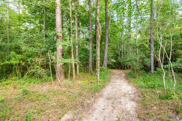 $750,000 | 4032 Highway 48, McComb, MS 39648