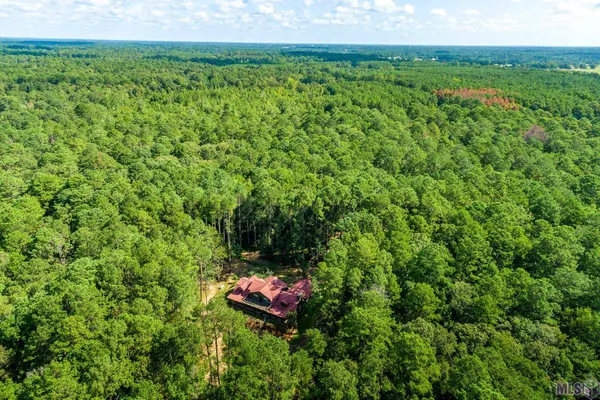 $750,000 | 4032 Highway 48, McComb, MS 39648