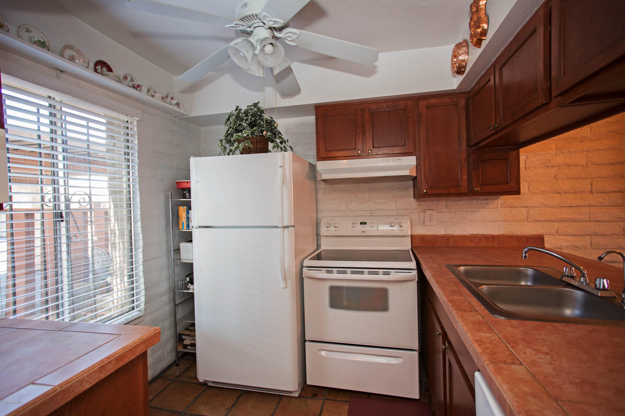 620 South Pantano Road, Unit A Tucson, AZ 85710 - Photo 5 of 29 Gallery Image 5