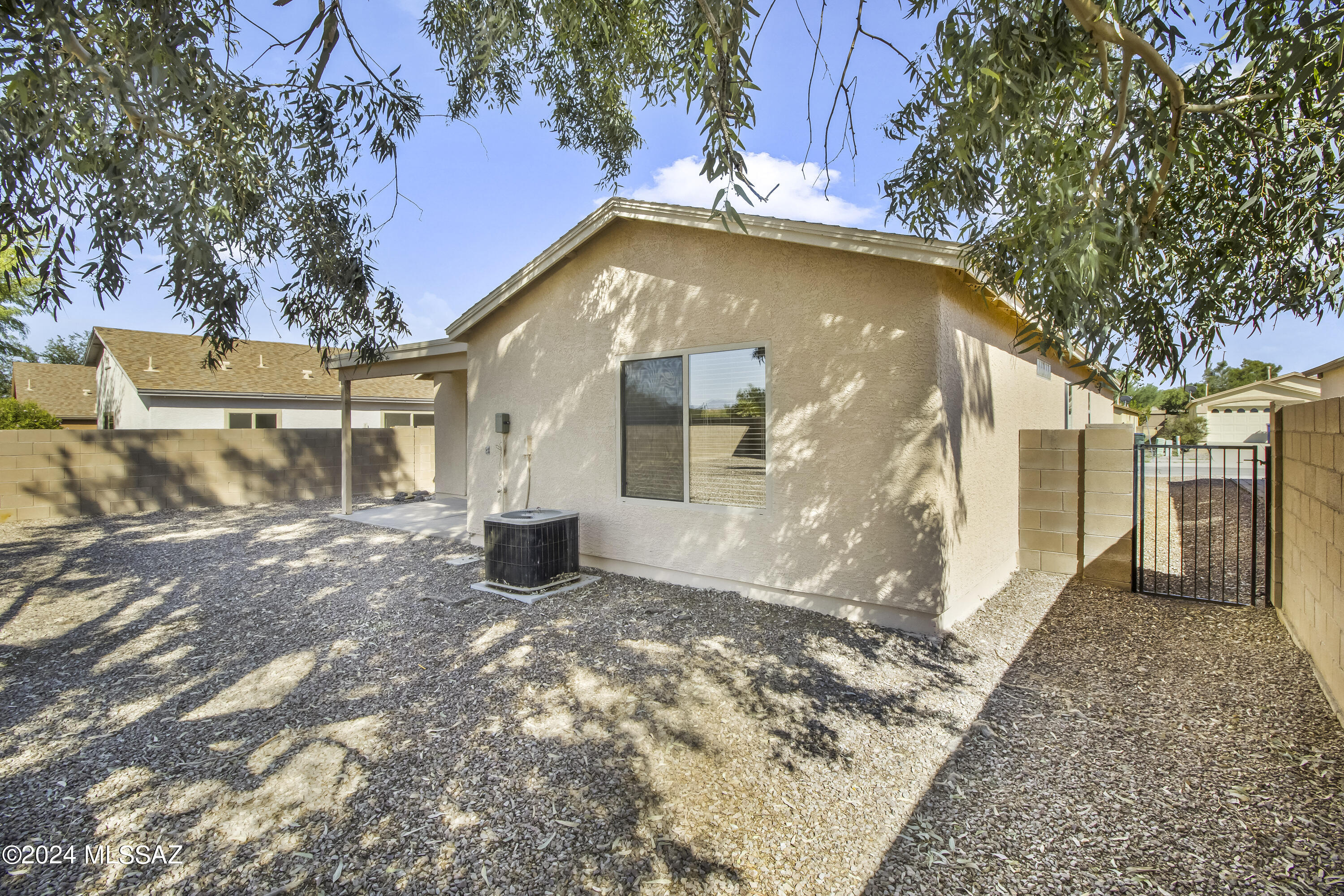 7630 South Meadow Spring Way Tucson, AZ 85747 - Photo 25 of 30