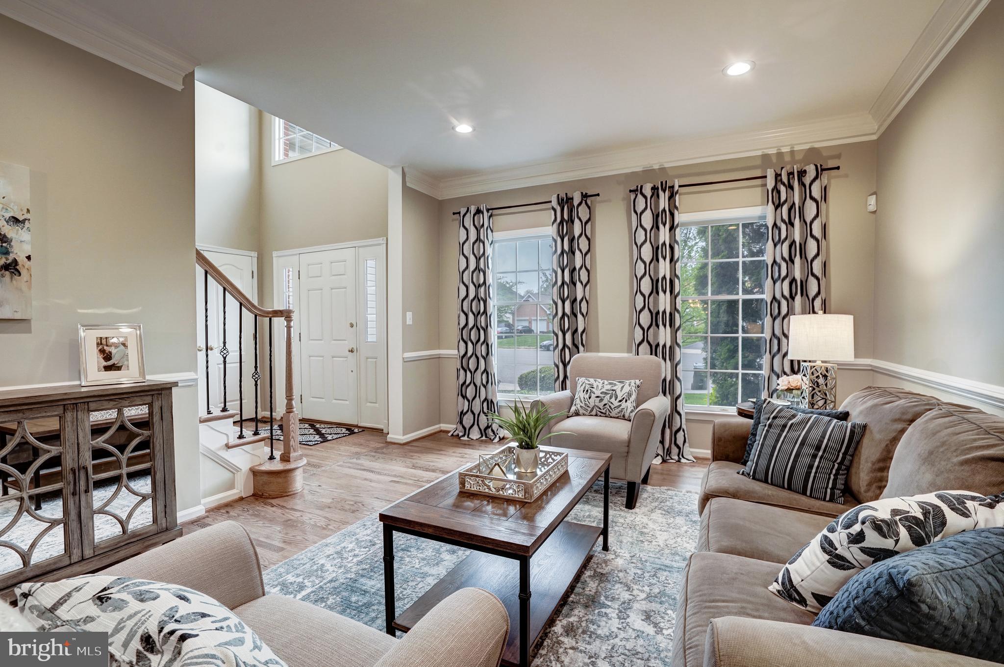 1308 Stable Farm Court Reston, VA 20194 - Photo 8 of 50 Living Room