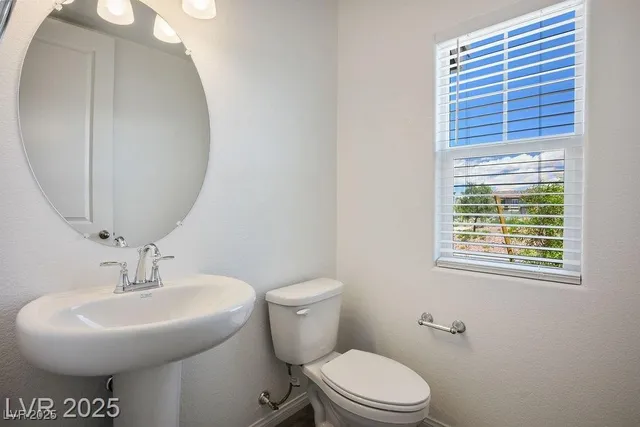 $1,925 | 590 Celebratory Place, Henderson, NV 89011