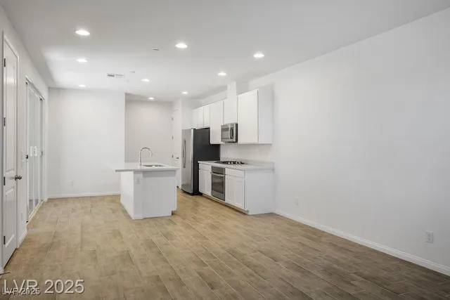 $1,925 | 590 Celebratory Place, Henderson, NV 89011