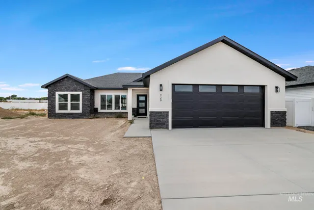 $399,900 | 928 Gregory Way, Twin Falls, ID 83301