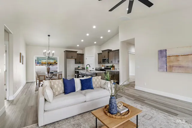 $399,900 | 928 Gregory Way, Twin Falls, ID 83301