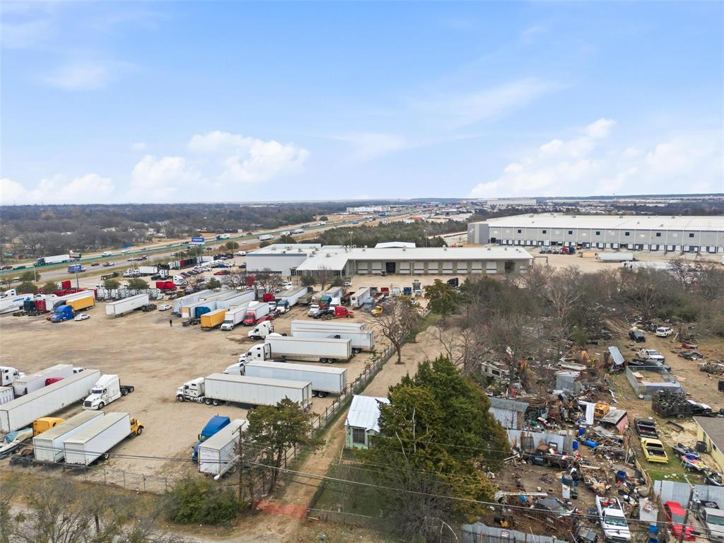 8322 Honeysuckle Lane Dallas, TX 75241 - Photo 3 of 15 a view of city