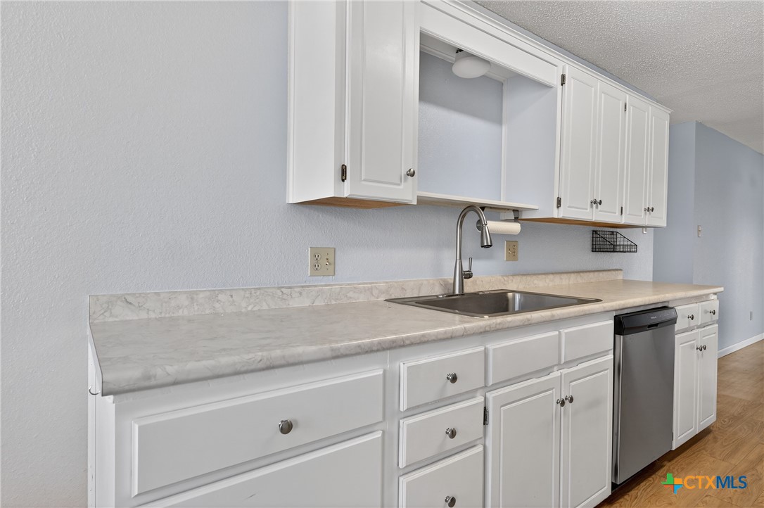 3421 Chisholm Trail Killeen, TX 76542 - Photo 16 of 34 Brand new, never used stainless dishwasher and farm sized sink