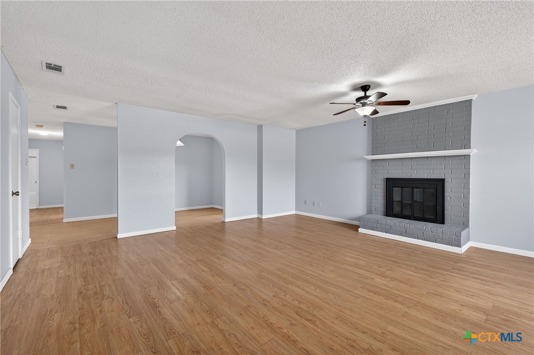 3421 Chisholm Trail Killeen, TX 76542 - Photo 5 of 34