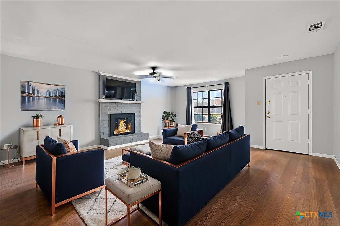 3421 Chisholm Trail Killeen, TX 76542 - Photo 9 of 34 Virtually Staged photo for visual size reference