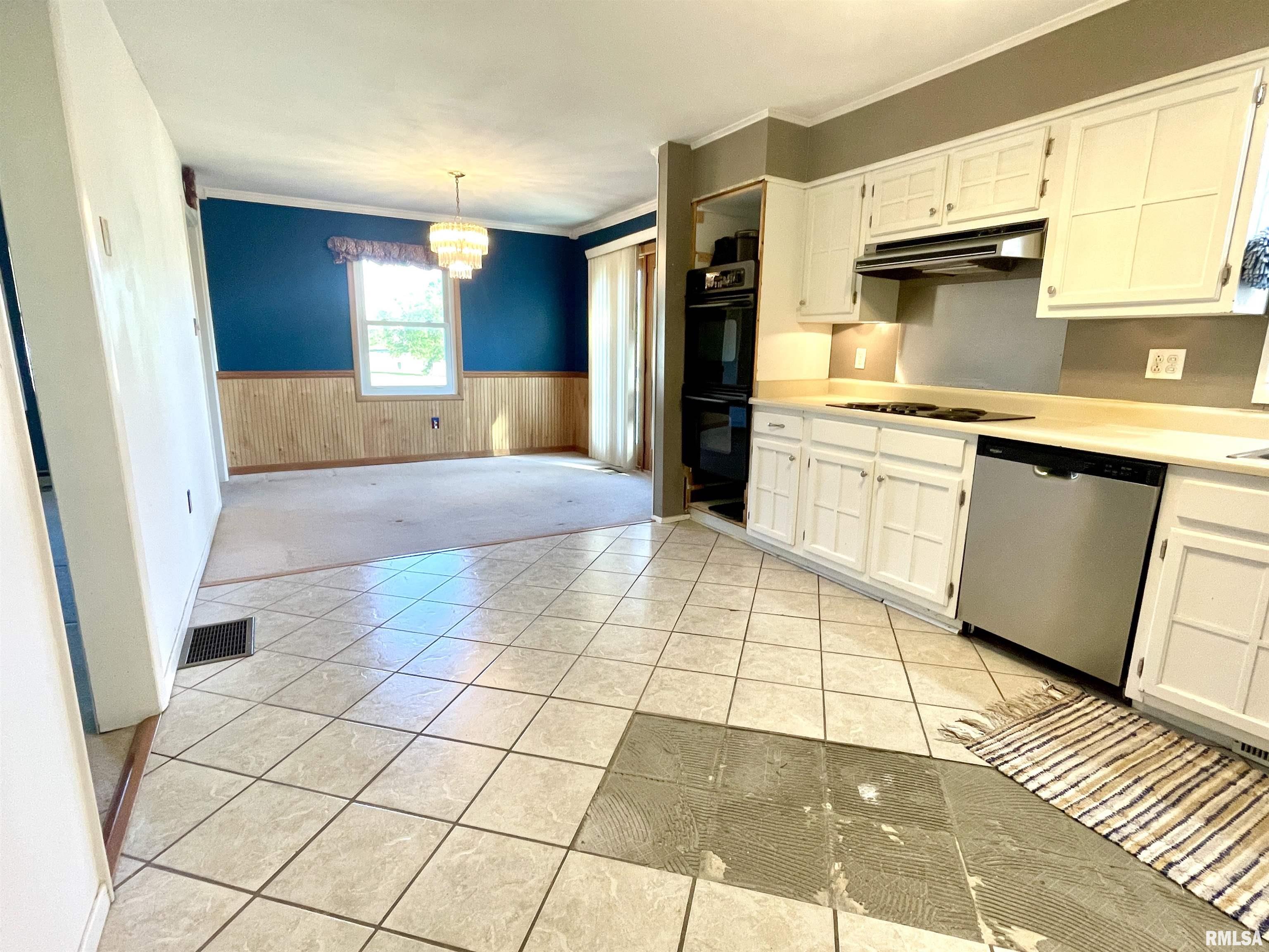 5121 South Sir Lionel Court Mapleton, IL 61547 - Photo 14 of 47