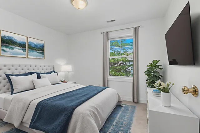 $459,000 | 75 Deerwood Drive, Unit B, Nashua, NH 03063