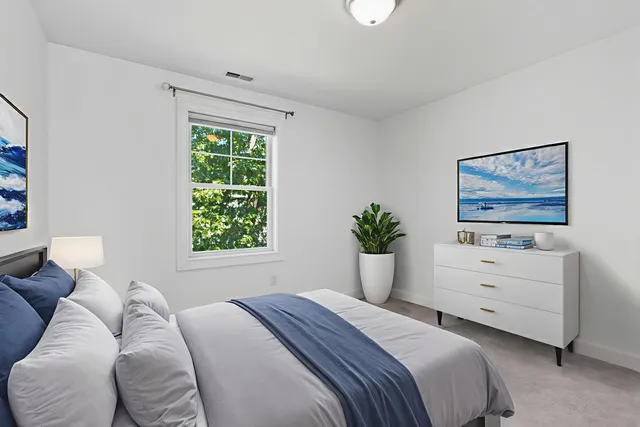 $459,000 | 75 Deerwood Drive, Unit B, Nashua, NH 03063