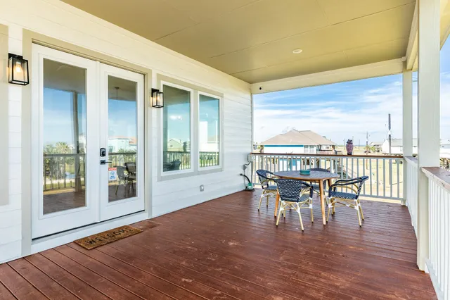 $534,400 | 13028 Jean Lafitte Drive, Freeport, TX 77541