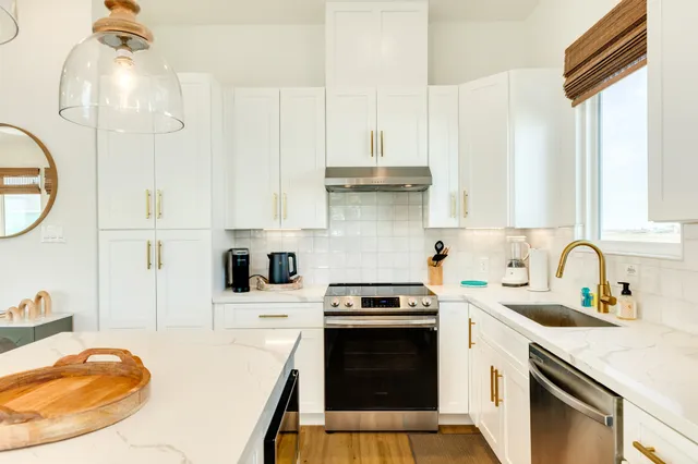 $534,400 | 13028 Jean Lafitte Drive, Freeport, TX 77541