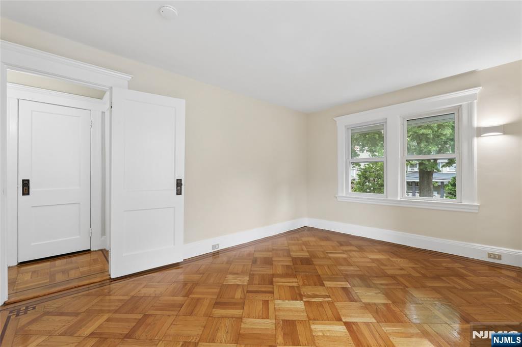 42 Walnut Street Rutherford, NJ 07070 - Photo 16 of 39