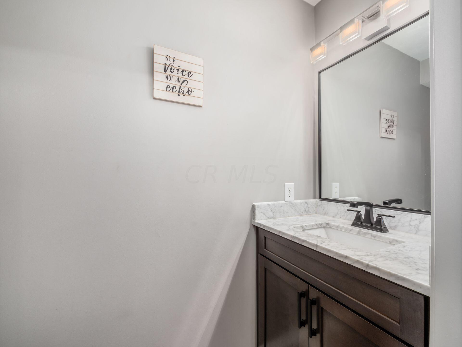 362 Sycamore Ridge Way Columbus, OH 43230 - Photo 18 of 40 Powder Room