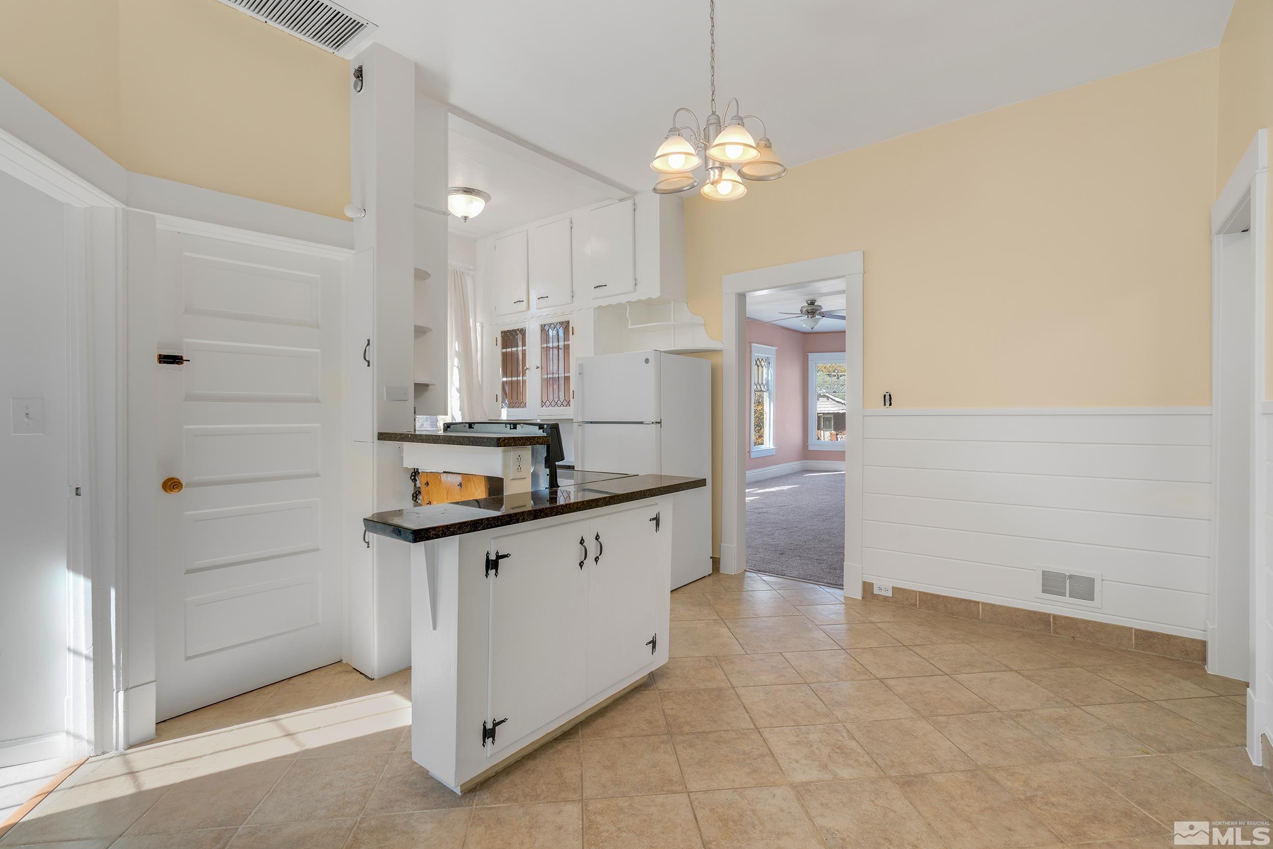 428 Roberts Street Reno, NV 89502 - Photo 16 of 40 Photo 16