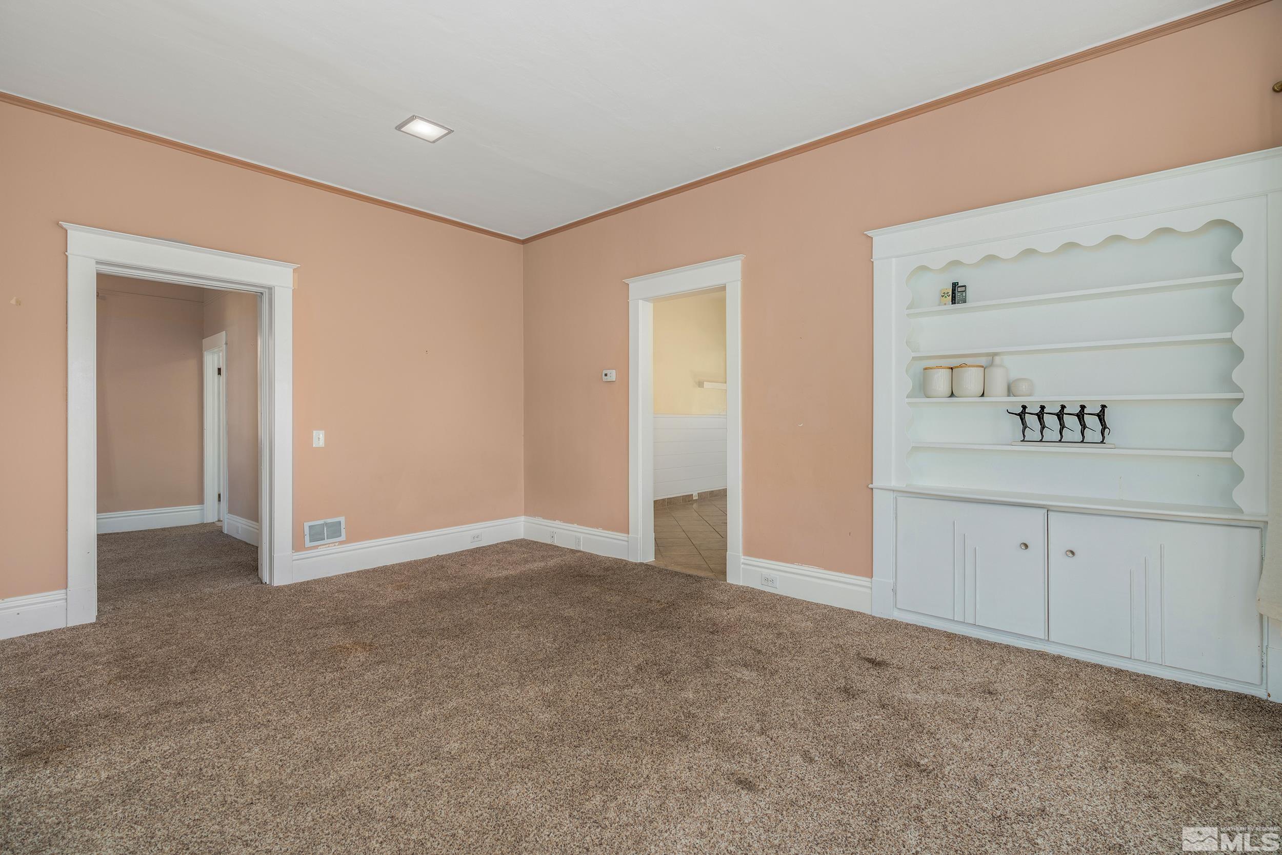 428 Roberts Street Reno, NV 89502 - Photo 7 of 40 Photo 7