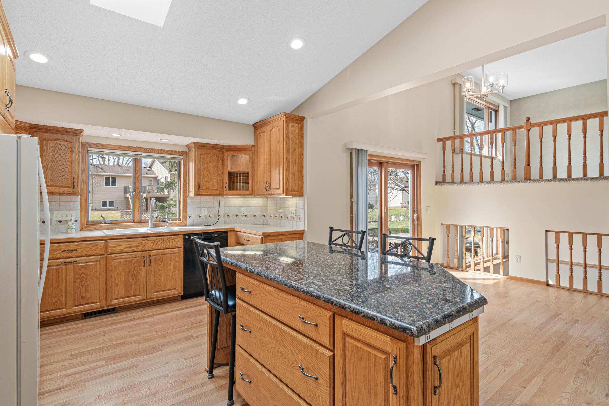 12465 90th Place North Maple Grove, MN 55369 - Photo 6 of 32