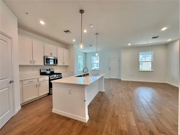 $2,295 | 433 Belmond Drive, DeBary, FL 32713