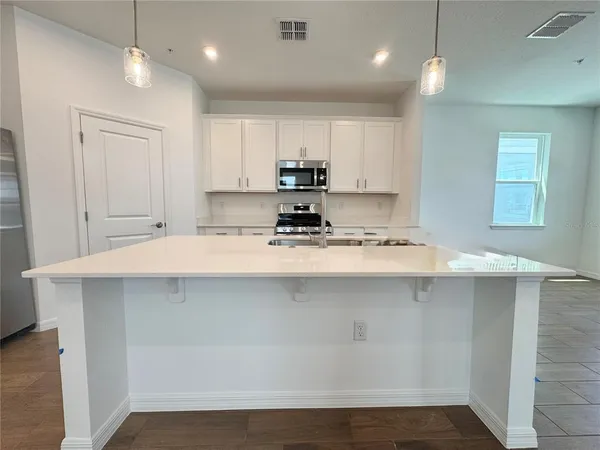 $2,295 | 433 Belmond Drive, DeBary, FL 32713