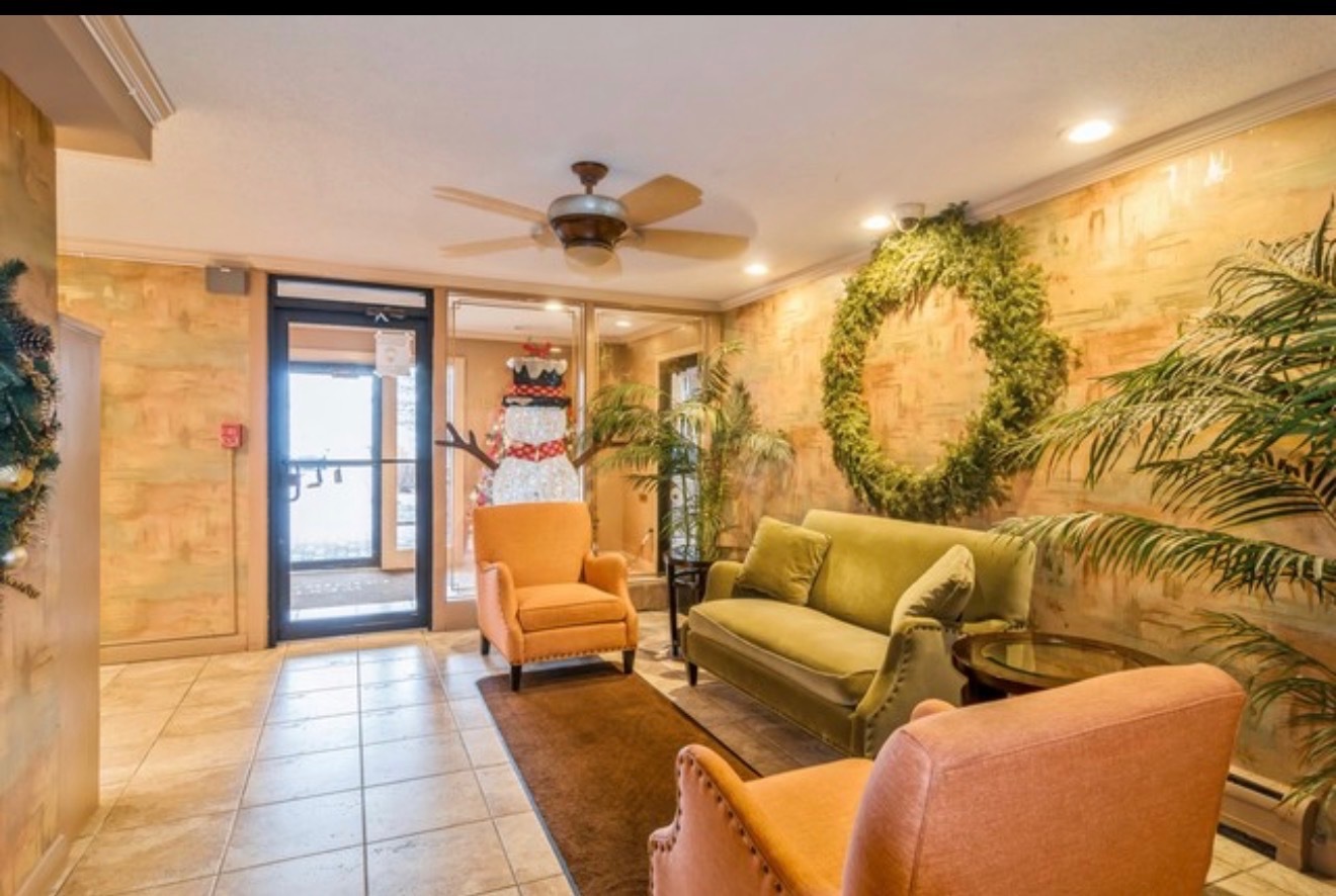 1919 South Wolf Road, Unit 1119 Hillside, IL 60162 - Photo 2 of 7